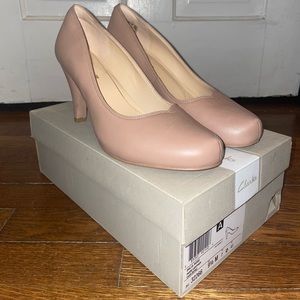 Clarks brand New Heels-comes with box